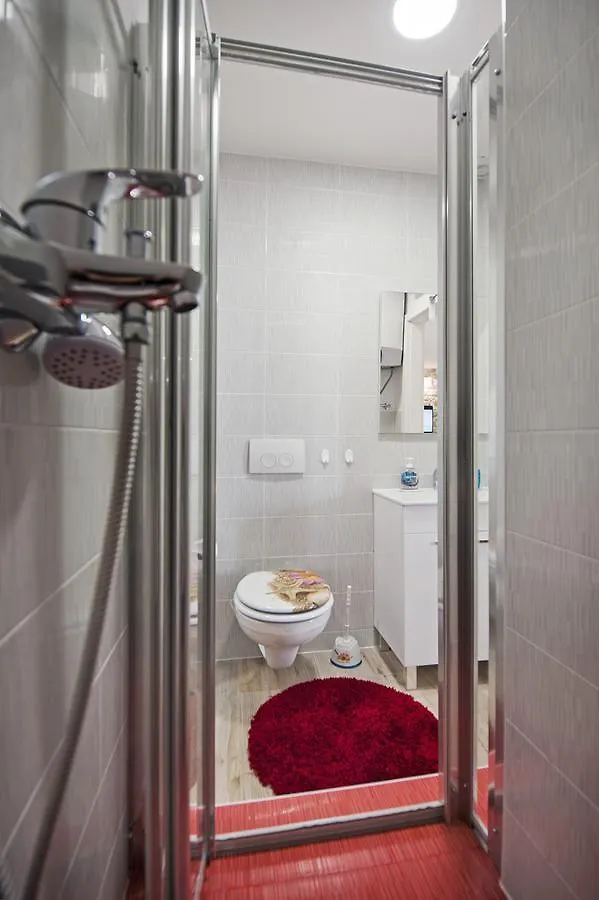 La Svalba Rooms & Studios Rovinj 4*,