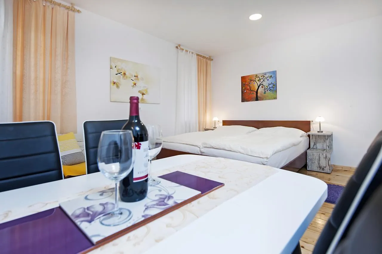 La Svalba Rooms & Studios Rovinj Kroatien